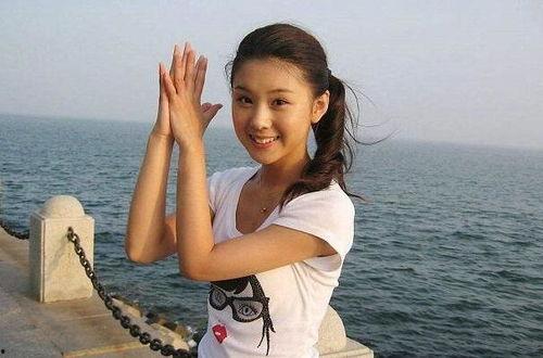 演员李小萌素颜生活照,李小萌生活照曝光